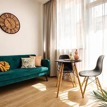 Piotrapartments - Central Warsaw - Walk Everywhere In Central Warsaw *
