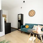 Apartment Piotrapartments - Central Warsaw - Walk Everywhere In Central Warsaw
