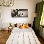 Piotrapartments - Central Warsaw - Walk Everywhere In Central Warsaw *