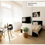 Apartment Piotrapartments - Central Warsaw - Walk Everywhere In Central Warsaw Warsaw