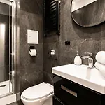 Piotrapartments - - Walk Everywhere In Warschau