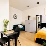 Piotrapartments - - Walk Everywhere In Appartement