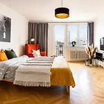 Piotrapartments - - Walk Everywhere In