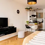 Piotrapartments - - Walk Everywhere In