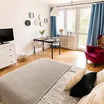 Piotrapartments - - Walk Everywhere In Warschau