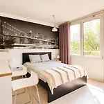 Piotrapartments - - Walk Everywhere In Warschau