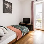 Appartement Piotrapartments - - Walk Everywhere In Warschau
