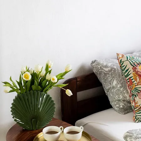 Piotrapartments - Big Life In