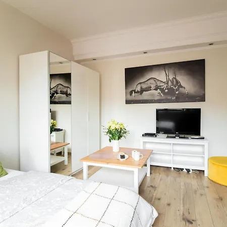 Apartment Piotrapartments - Central Warsaw - Walk Everywhere In Central Warsaw *