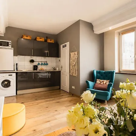 Piotrapartments - - Walk Everywhere In Appartement