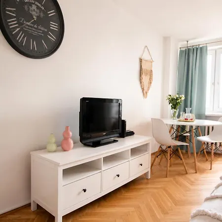 Apartment Piotrapartments - Central Warsaw - Walk Everywhere In Central Warsaw Warsaw