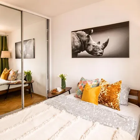 Piotrapartments - Central Warsaw - Walk Everywhere In Central Warsaw * Warsaw