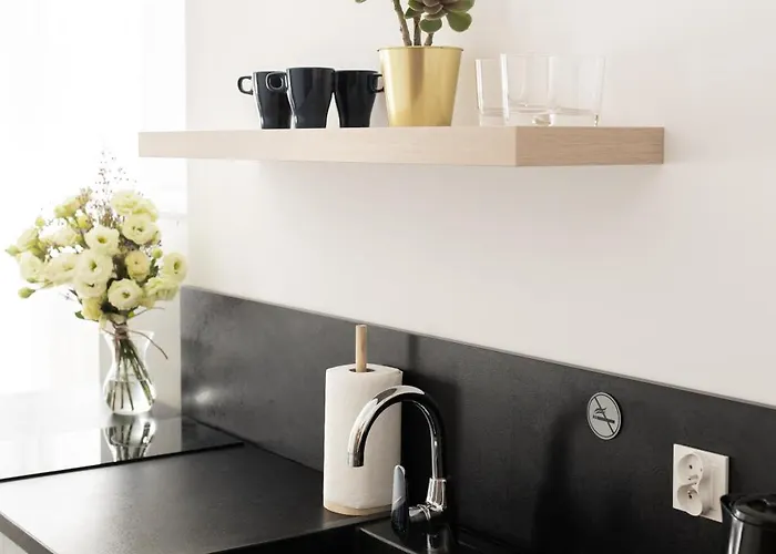 Piotrapartments - Big Life In Varsovia