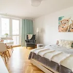 Apartman Piotrapartments - Central Warsaw - Walk Everywhere In Central Warsaw Varsó