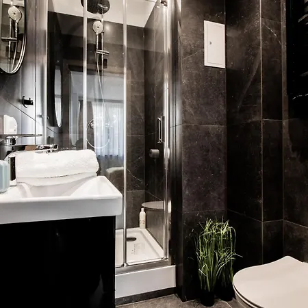 Piotrapartments - Big Life In Appartement