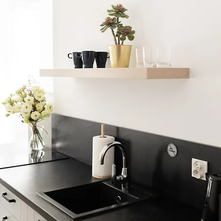 Piotrapartments - Big Life In Varsovie