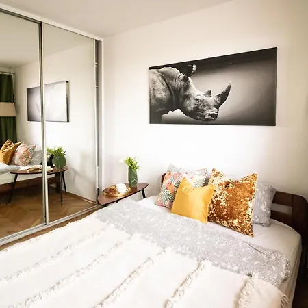 Piotrapartments - Big Life In Appartement