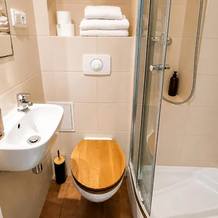 Piotrapartments - Central Warsaw - Walk Everywhere In Central Warsaw Apartment